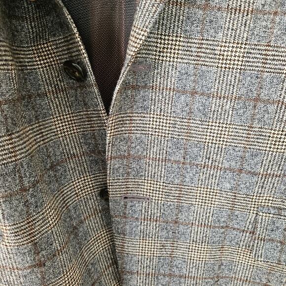 Hart Schaffner Marx Gray Plaid Blazer - Picture 5 of 14